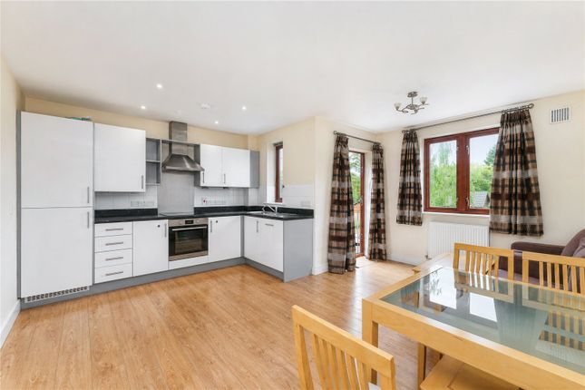 40, Abberley Wood, Cambridge photo 2