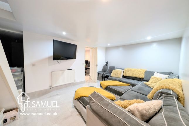Basement Lounge