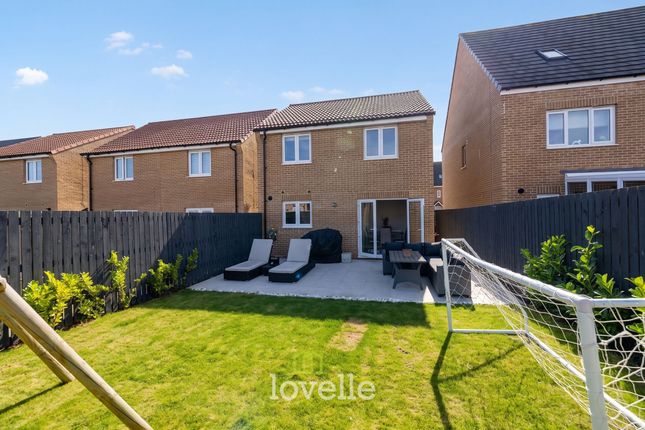 7 Eagle Drive, Grimsby photo 4
