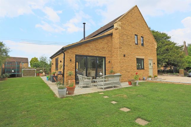 Hunters Barn, Seavington, Ilminster photo 3