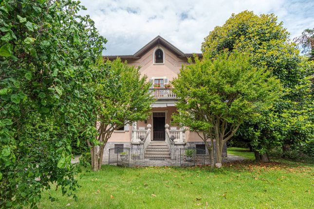 Villa for sale in Via Monte Rosa, Invorio, Piemonte