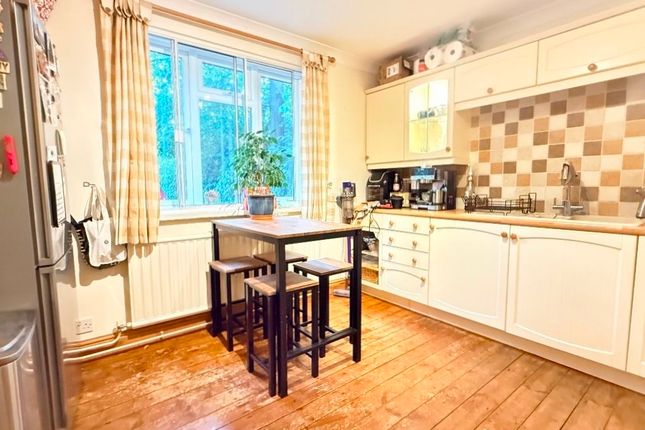 Walnut House, 38 The Street, Beck Row, Bury St. Edmunds photo 5