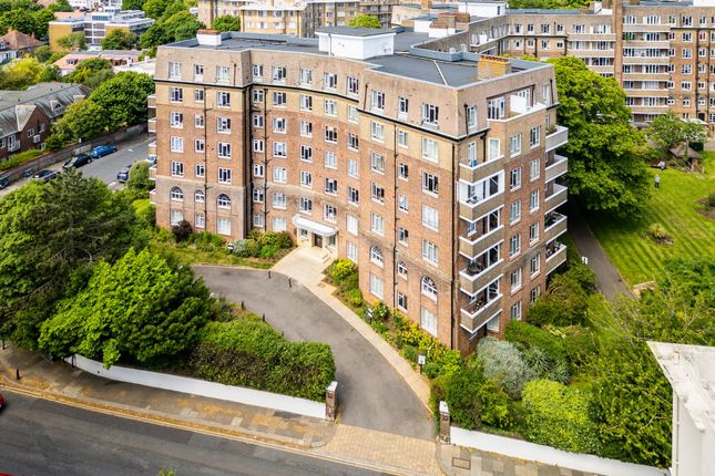 2 Wick Hall Furze Hill, Hove photo 3