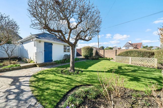 Flint Cottage, 38 Sea Lane, Bognor Regis photo 4