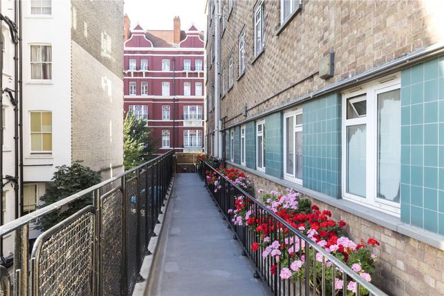 Flat to rent in Chapel Street, London