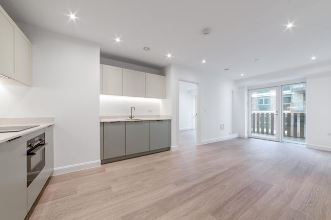 Apartment 1105 Ellipse House 2, Eden Place, London photo 2
