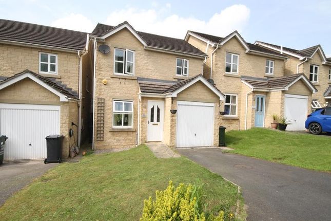 Detached house for sale in Mires Beck Close, Windhill, Shipley