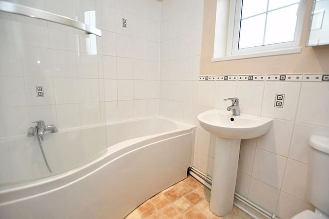 13a, Lockswood, Maidstone photo 4