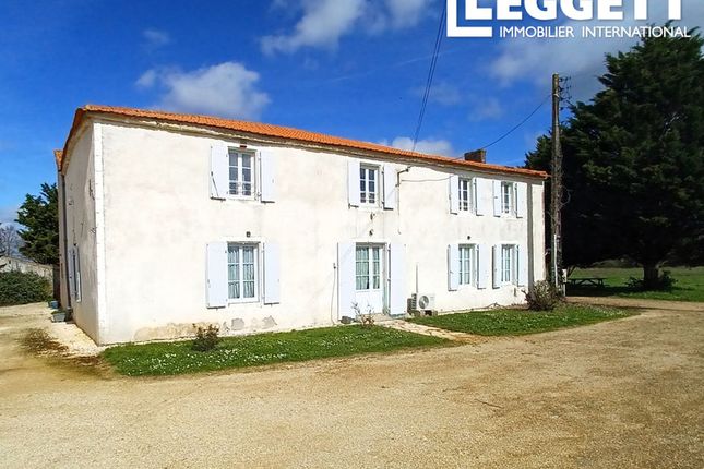 Thumbnail Villa for sale in Angliers, Charente-Maritime, Nouvelle-Aquitaine