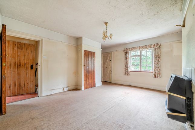 Catchpenny Cottage, 3, The Avenue, Keston photo 2