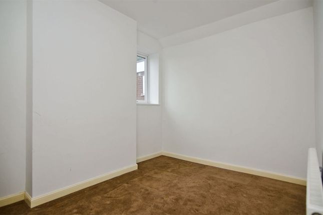 Apartment 1, 10 to 12, Chase Road, Burntwood photo 4