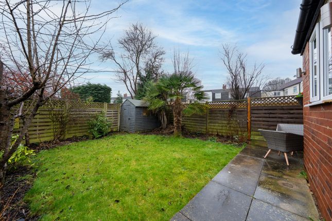 4 Hill Top Avenue, Harrogate photo 3