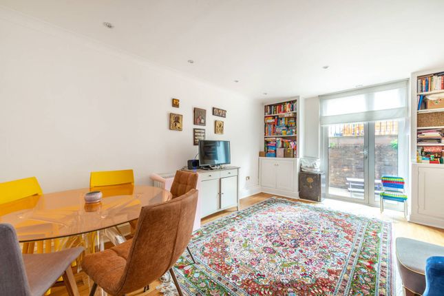 Thumbnail Flat for sale in Chepstow Villas, Notting Hill, London