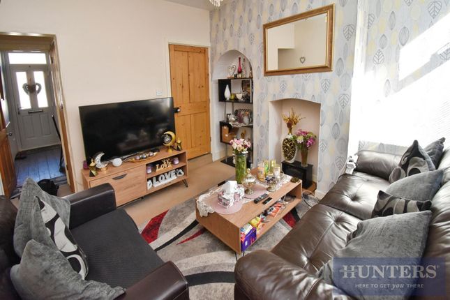 31, Manor Street, Wigston photo 2