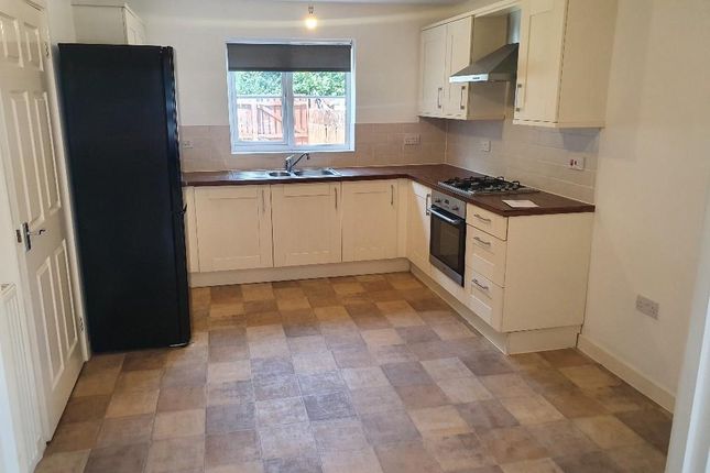79, Mustang Way, Swindon photo 4