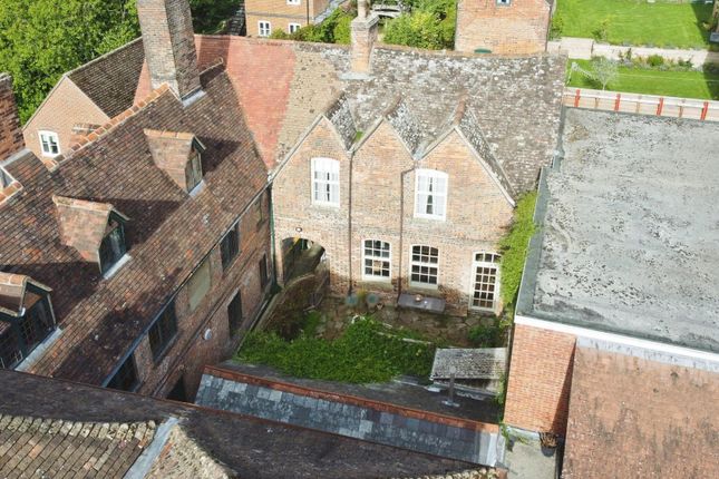 Kennet Court, Marlborough photo 2