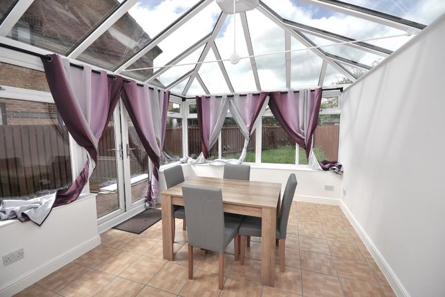 14, Chardonnay Close, Northampton photo 4