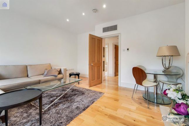 Flat for sale in George Street, Westimnster Council, London