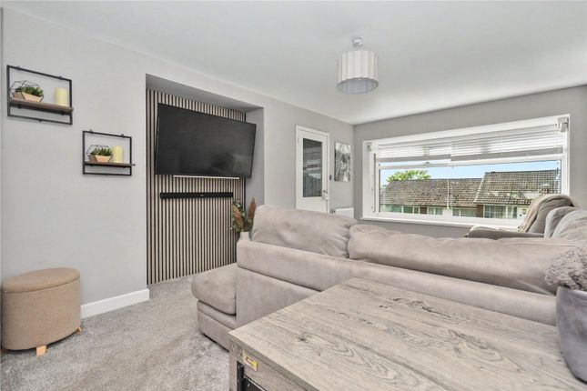 48, Ramshead Crescent, West Yorkshire photo 3