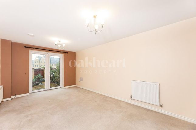 20, Brigade Grove, Colchester photo 4