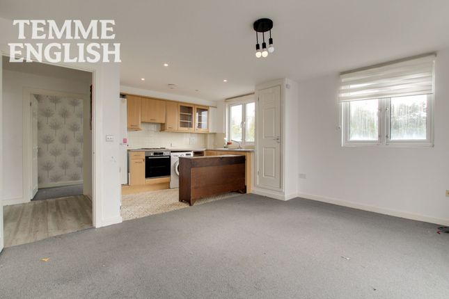 Flat 7, Radford House, Billericay photo 4