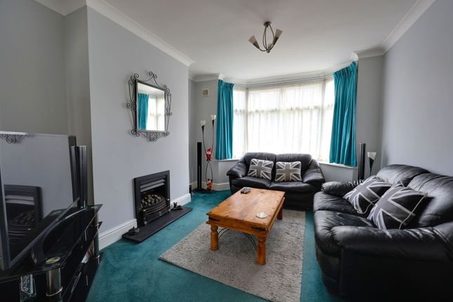 18, Mendip Gardens, Bath photo 3