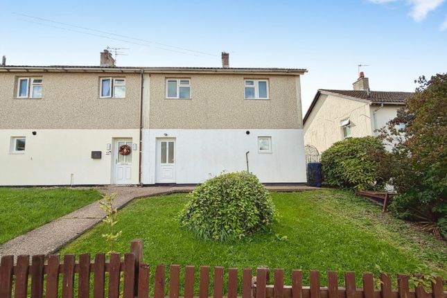 3-bed semi-detached on 55, Cornwall Drive, Chesterfield, £110,000