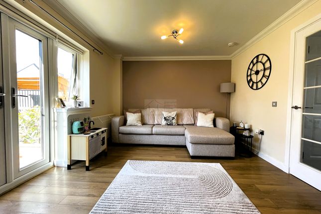 9 Kensal Green, Forres photo 4