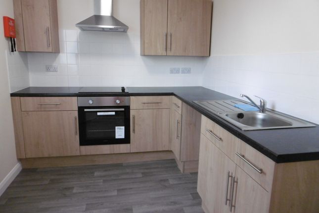 Thumbnail Flat to rent in Newark Road, North Hykeham, Lincoln