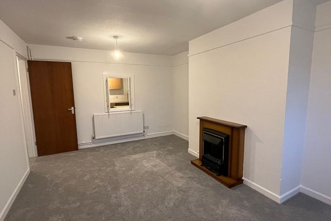 Flat for sale in Taranto Hill, Ilchester, Yeovil