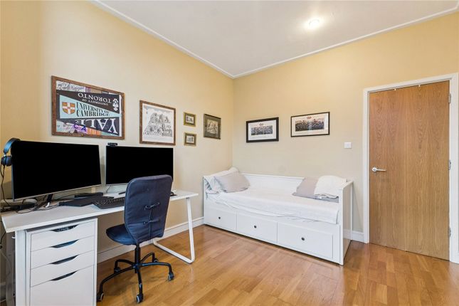 Flat 18, City Approach, 190, City Road, London photo 4