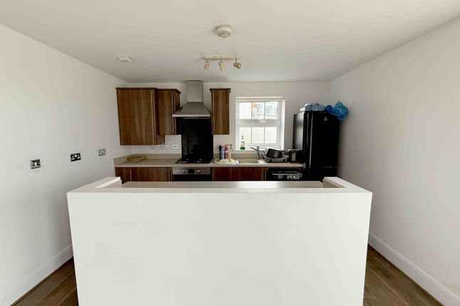 Flat 1, 1 Y Corsydd, Llanelli photo 4