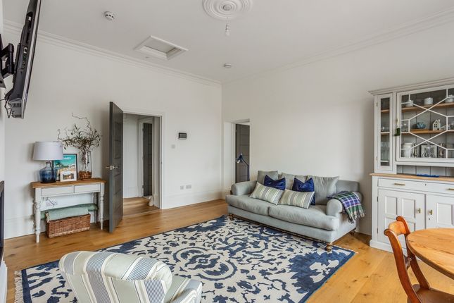Flat to rent in Upper Oldfield Park, Bath