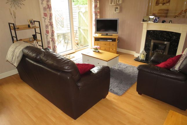 34, Westacre Gardens, Birmingham photo 3