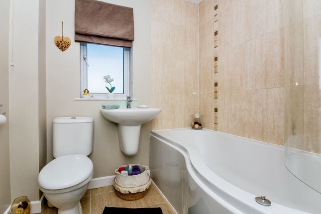 14, Finney Close, Lincoln photo 3