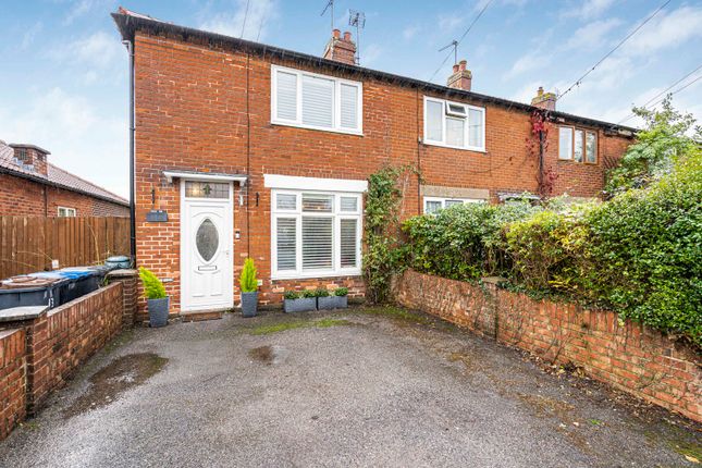 2-bed terraced on Vegal Crescent, Surrey, £475,000