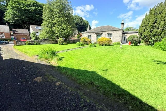 23 Northall Road, Glenrothes photo 2