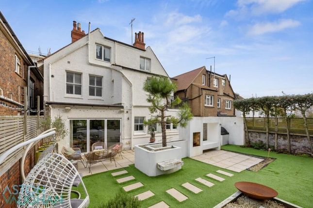 12 Holland Road, Hove, BN3 1JJ photo 4