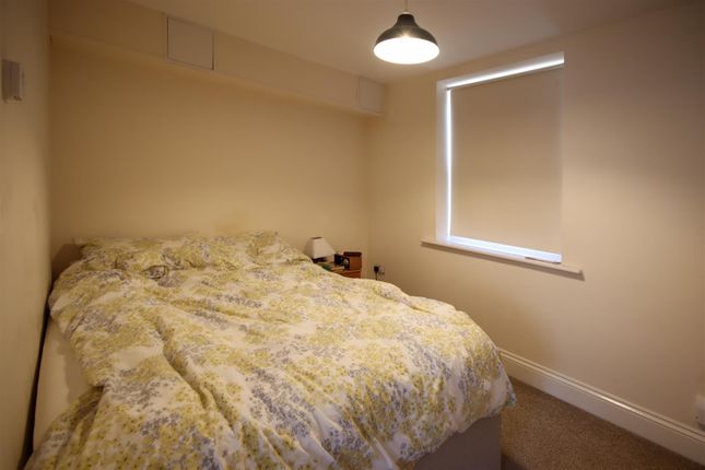 2, Trinity Hall, Ely photo 4