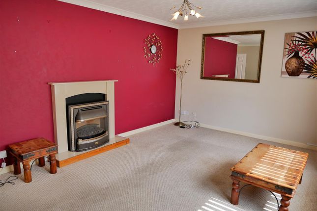 2, Luckett Way, Calne photo 3