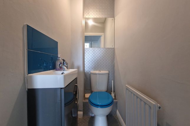 Flat to rent in London Road, Deal