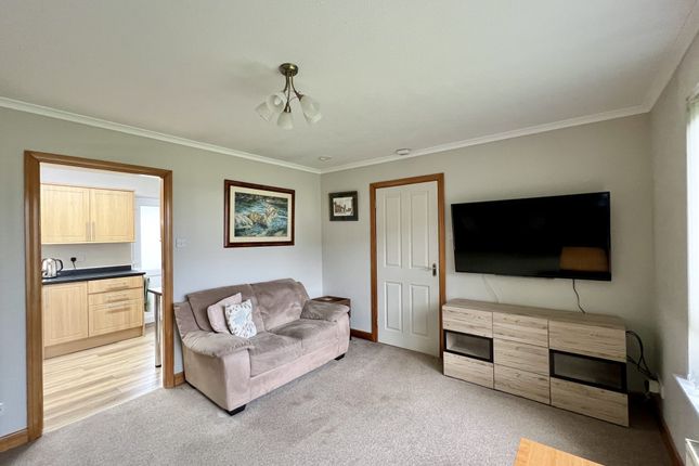 13, Broomlands Avenue, Dalbeattie photo 3