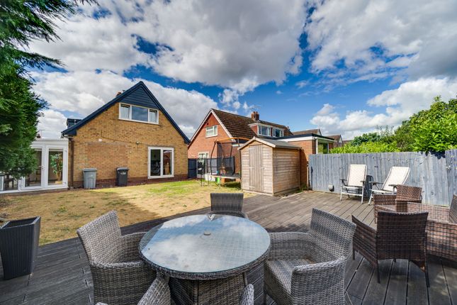 22 Hawthorne Drive, Sandbach photo 4