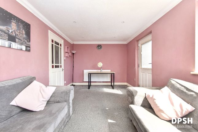 50 Nutting Grove Terrace, Leeds photo 4