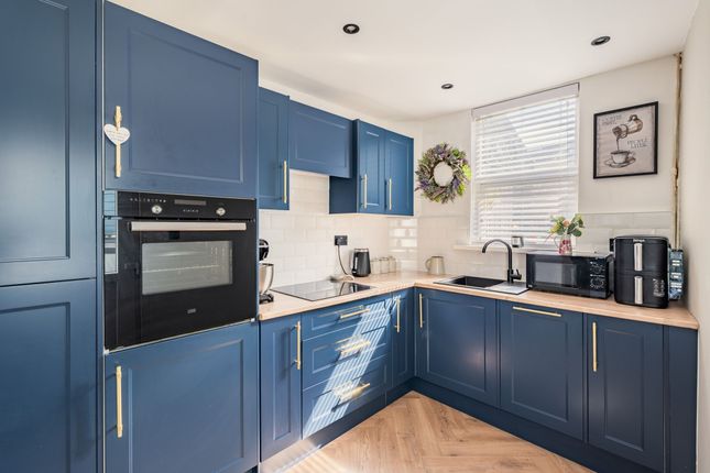 12 Wern Crescent, Colwyn Bay photo 4