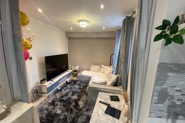 Flat for sale in Cowley, Oxford