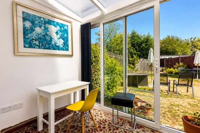 3, Bridgewood Road, Worcester Park photo 3