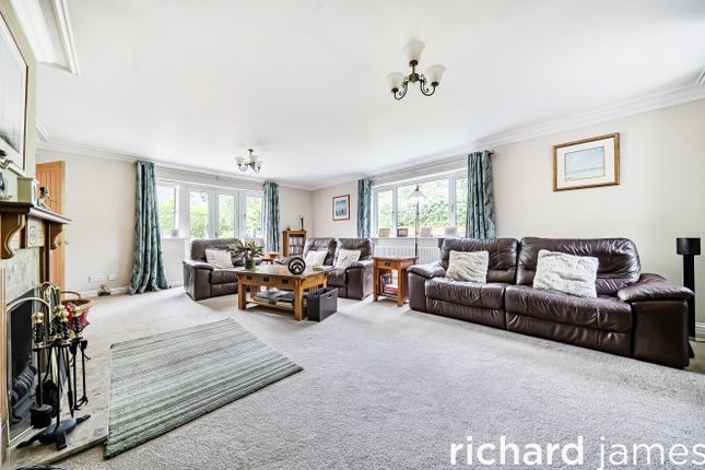 Willbrook, Stoppers Hill, Brinkworth photo 4