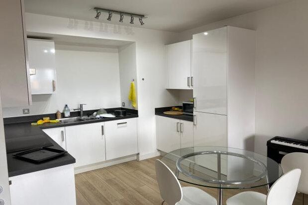 Thumbnail Flat to rent in Silvertown Square, London