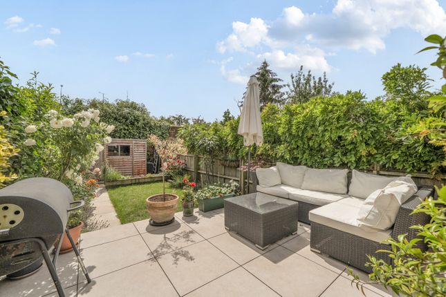 62, Swainstone Road, Berkshire photo 4